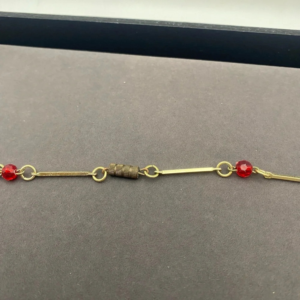 Vintage Murano Glass Millefiori Red Bead Necklace with gold tone link rods. - Picture 8 of 13